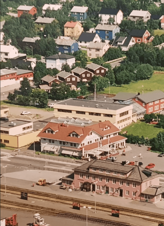 Oversiktsbilde av Vollan og stasjonsområdet